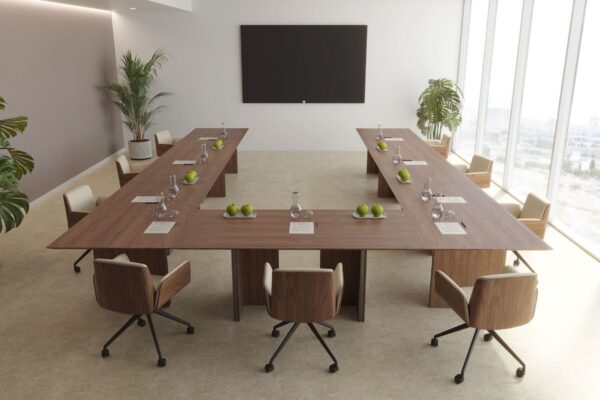 Punt-Stockholm-Mario-Ruiz-Table-Contract-13