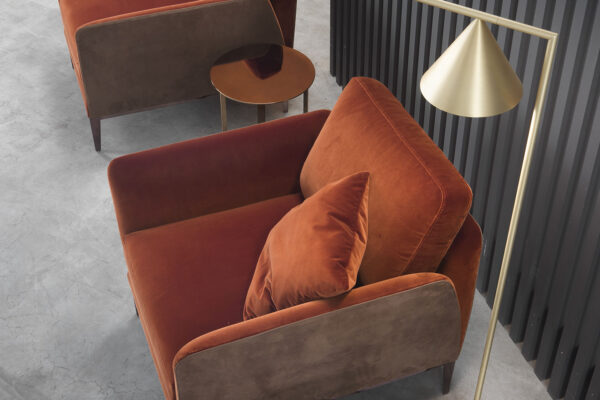 img014_Ritz_Armchair_85x95