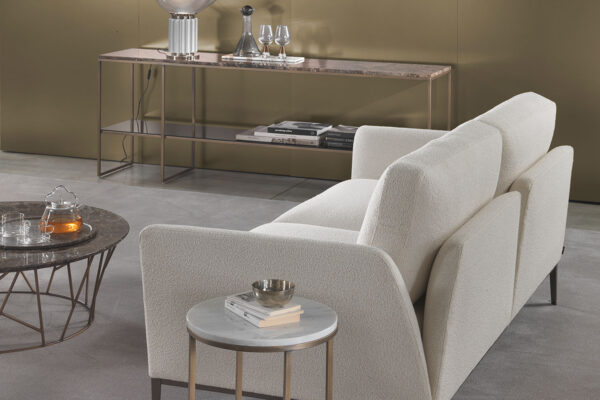 img017_Ritz_Sofa_220x95