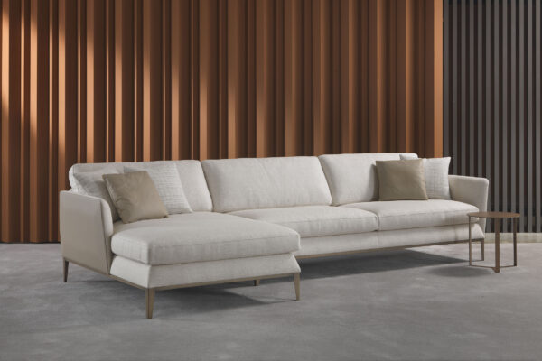 img023_Ritz_Sofa_318x152