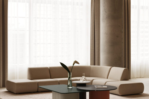 Punt-Gin-Terence-Woodgate-Sofa-03
