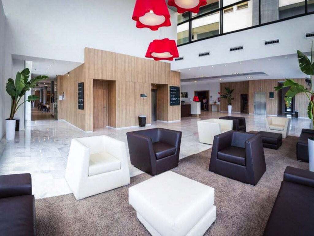Hotel-Don-Carlos-RH-1